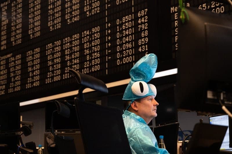 "비싼 월가 대신 유럽으로"…글로벌 자금, 유럽 증시로 '우루루'