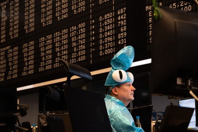 "비싼 월가 대신 유럽으로"…글로벌 자금, 유럽 증시로 '우루루'