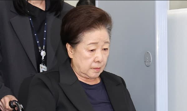 통일교 한학자 총재, 구속집행정지 연장 불허…오늘 구치소 복귀