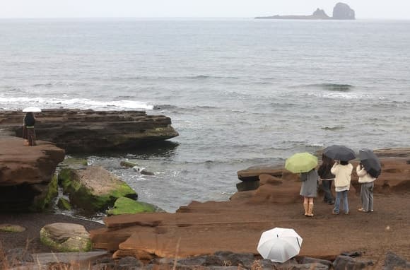 내일 전국 곳곳 눈·비…경상권 최대 10㎝ 이상 '무거운 눈' 쌓일 듯
