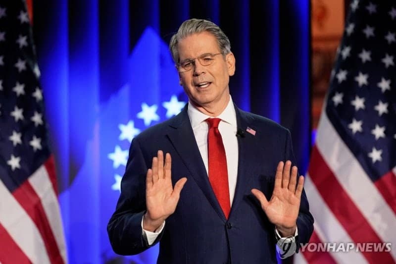 트럼프, 상호관세 무효화에 "전세계 15% 관세" 재장전...韓도 반도체·車 품목관세 폭탄 우려