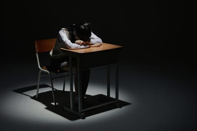 “명문대 간 딸 손목마다 칼자국이…” 15세 때 겪은 학업 스트레스, 20대 초반까지 우울증·자해 충동 이어져