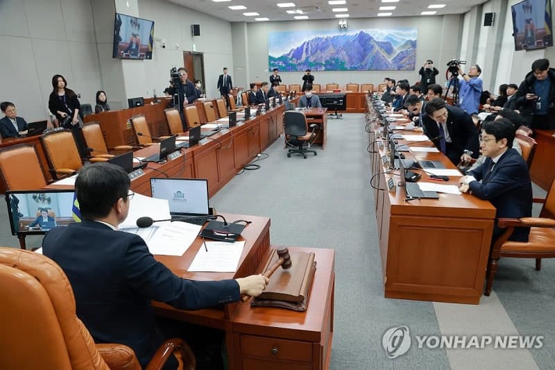 민주당, 개혁입법 강행 처리 시동…여야 강대강 대치