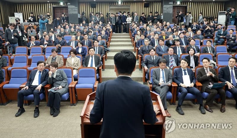 與, '법왜곡죄' 막판 수정 고심…원내 "당 지도부 고민 중"