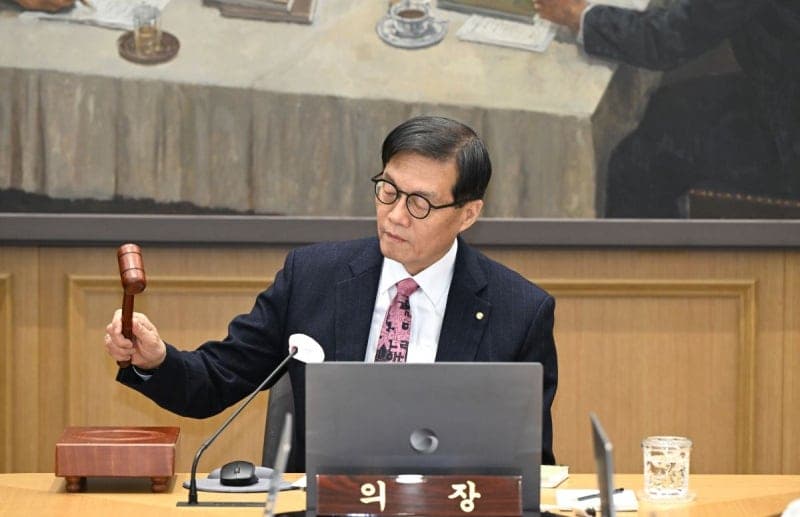 한은, 한국판 '점도표' 도입…금통위원 6개월 뒤 금리 3개 점으로 제시