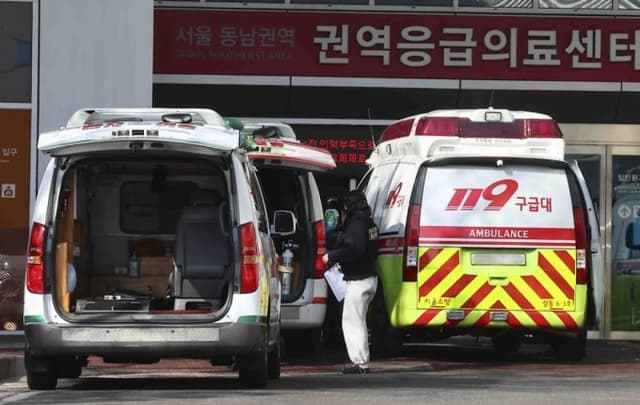 '응급실 뺑뺑이' 없게… 광역상황실서 중증환자 우선수용병원 즉시 보낸다