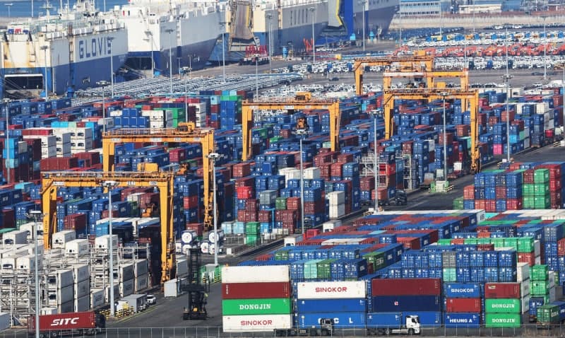 美, 글로벌 관세 선별 인상 시사…트럼프 발언과 차이