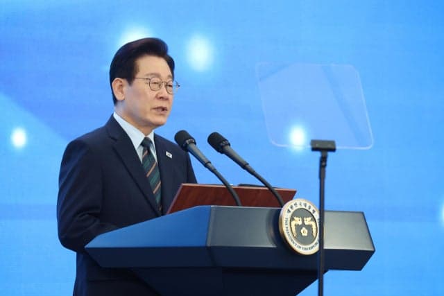 李대통령 "현대차 새만금 9조 투자, 정주영 회장도 자랑스러워할 것"