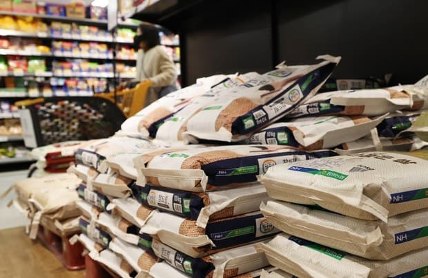 “쌀값 23만원 돌파” 정부, 쌀값 안정 위해 정부양곡 15만t 단계적 공급