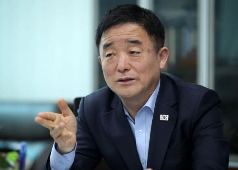 이재명 아파트 매각, 장동혁 다주택 공방 격화