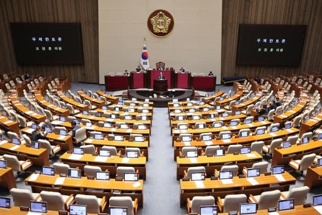 TK통합법 처리 촉구 국힘 필버 중단, 여야 대치 격화