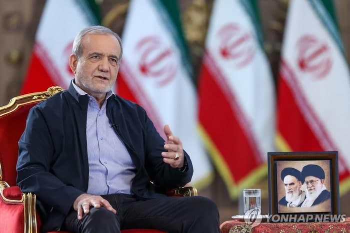 이란 대통령실 "페제시키안 대통령은 현재 무사…안전한 상태"