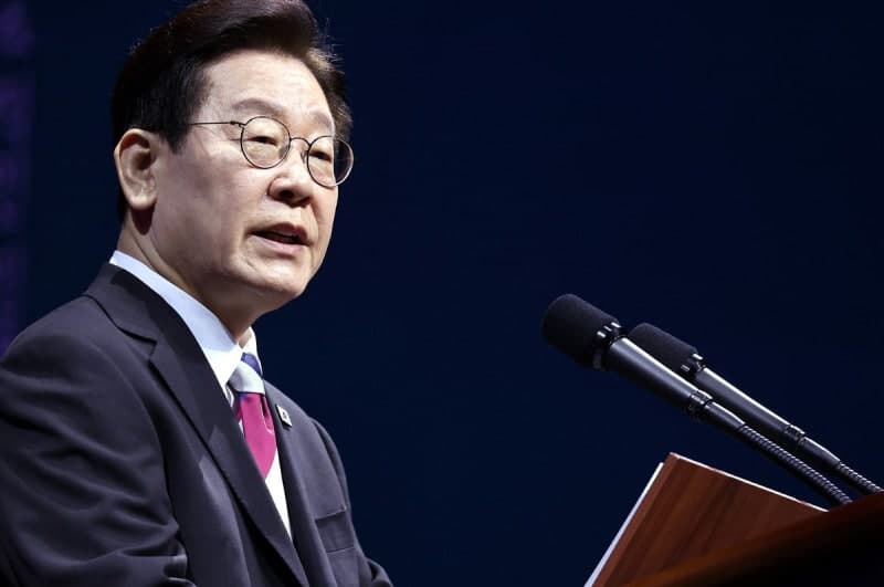 이 대통령, "부동산 투기, 정부가 이익·손실 정한다" 경고