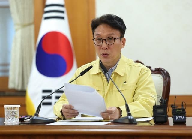 김민석 총리 "중동정세 시시각각 급변…국민 생명·경제 영향 최소화에 중점"