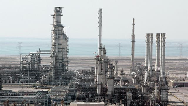 이란, 걸프 지역 에너지 인프라 잇단 공격으로 사우디 정유시설 가동 중단