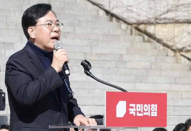 송언석 "이란 사태 장기화하면 우리 경제 치명상…李대통령 위기 대응책 내놔야"