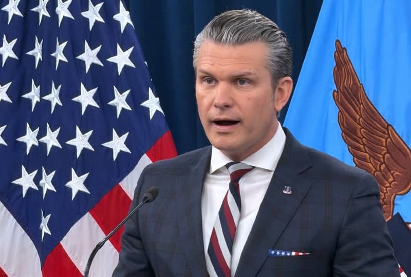 미, 이란 군함 격침 및 영공 장악 선언