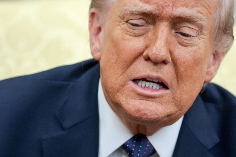 트럼프, 호르무즈 유조선 호위로 유가 급등 진화