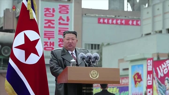 김정은, '최현호' 전략순항미사일 시험발사 참관…"해군 핵무장화 만족"