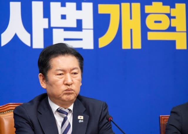 與, 조희대 탄핵안 마련…“사법 저항 우두머리냐” 압박 수위 높여