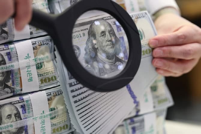 2월 외환보유액 17.2억달러 증가, 석 달 만에 증가세 전환 "외평채 발행·운용수익 영향"