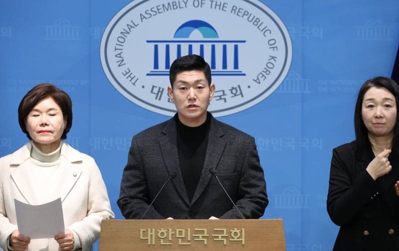 김재섭·박정훈 "윤민우 국민의힘 윤리위원장 즉각 사퇴해야" "당권파 사냥개 노릇하며 정적 제거 앞장"