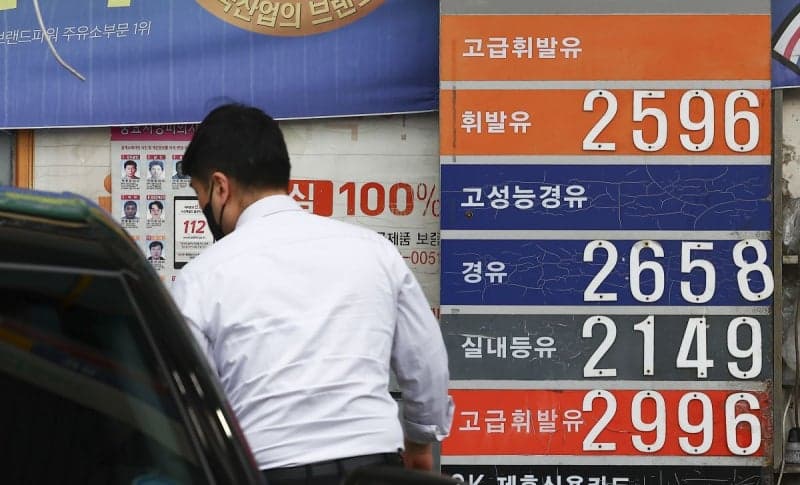 기름값 폭등, 경유 휘발유 추월…정부 단속 강화