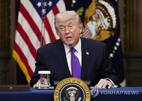 트럼프, 이란에 '무조건 항복' 요구…장기전 불사