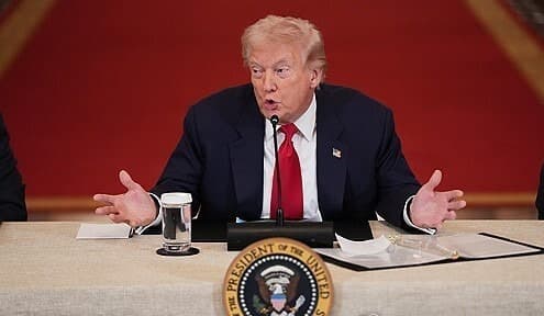 트럼프 "이란, 오늘 매우 강력한 타격 입을 것…중동의 패배자"