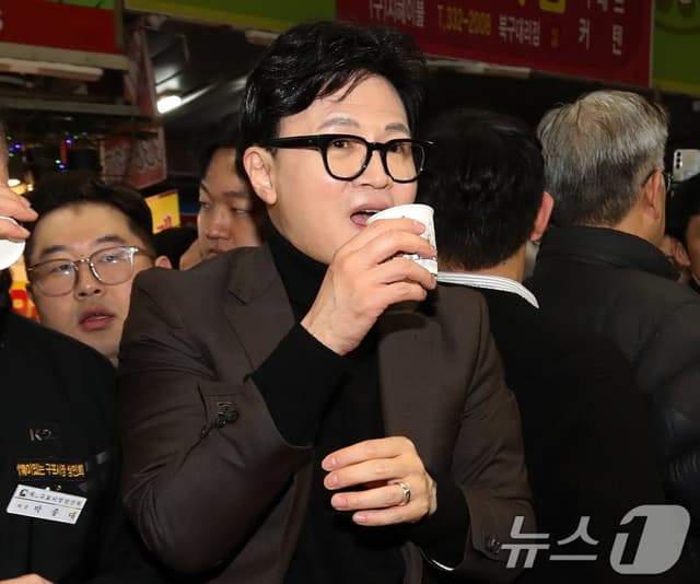 민주당 "한동훈, '尹 코스피 6000' 망언은 현실 왜곡이자 국민 기만"