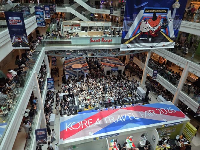 "K뷰티·K푸드 체험에 북적"…관광공사, 싱가포르 로드쇼서 17억 매출 성과