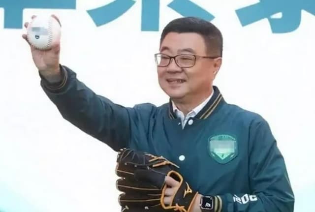 대만 행정원장 54년 만에 日 방문, 中 "대만 행정원장 방일" 항의