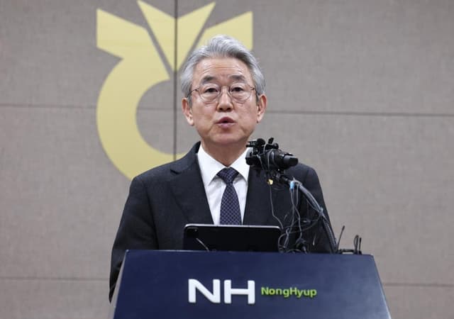 “농협 사업비 유용해 4.9억 선거 답례” 강호동 회장 등 수사의뢰