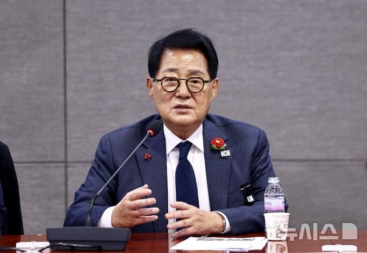 재판소원 도입 D-2, 헌재 연 1만건 증가 전망…박지원, '지정재판부 증원·기각권한 신설' 법안 발의