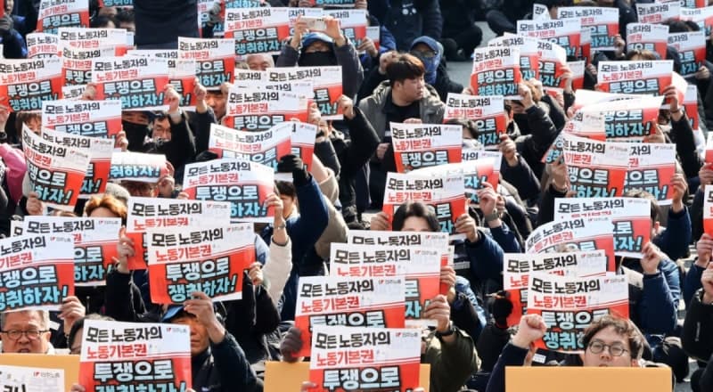 노란봉투법 시행 첫날, 하청노조 대거 원청에 교섭 요구