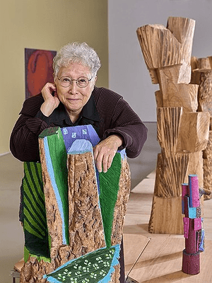 “나무가 좋다” 한마디에 지구 반바퀴...91세 전기톱 조각가 김윤신, 호암미술관 첫 韓여성작가 회고전