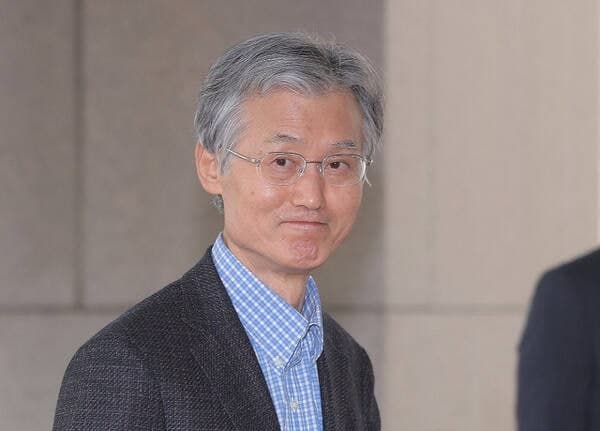 사법개혁 3법 시행, 논란 속 사법부 대변화