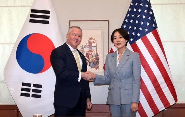 美 301조 조사 착수, 韓 관세 복원 압박