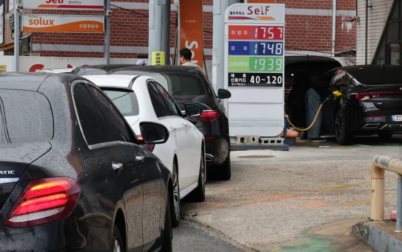 석유 최고가격제 시행, 기름값 하락세 지속