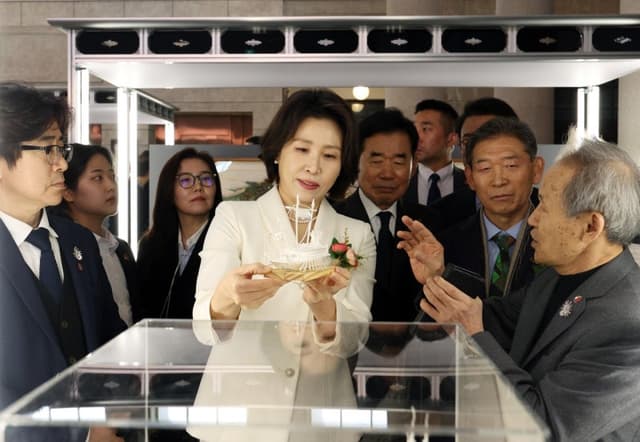 김혜경 여사 "전통문화 관심·인기, 장인 창작 기반 되길"