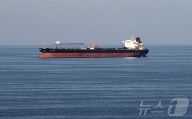 美 에너지장관 "이달 말 호르무즈 선박 호위 가능할 듯"