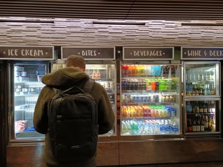 美 4분기 GDP 성장률 0.7%로 하향 수정...1월 근원 인플레 3.1% 상승세 지속