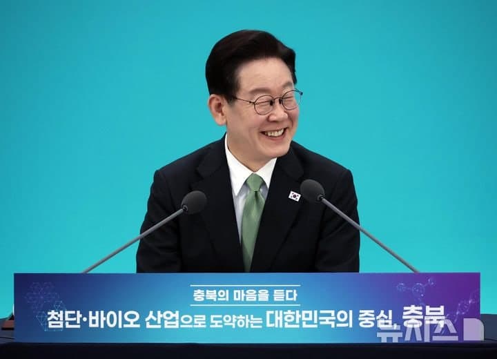 '조폭 연루설' 유죄 확정, 이 대통령 "가짜뉴스 언론은 흉기"