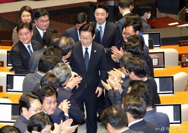 이재명 대통령, 민주당 초선 만찬서 "당정 협력해 개혁 과제 해결"