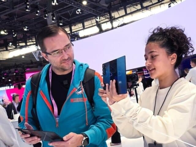 완판 행진 '트라이폴드' 3개월 만에 국내 판매 종료, 삼성의 전략적 판단은?