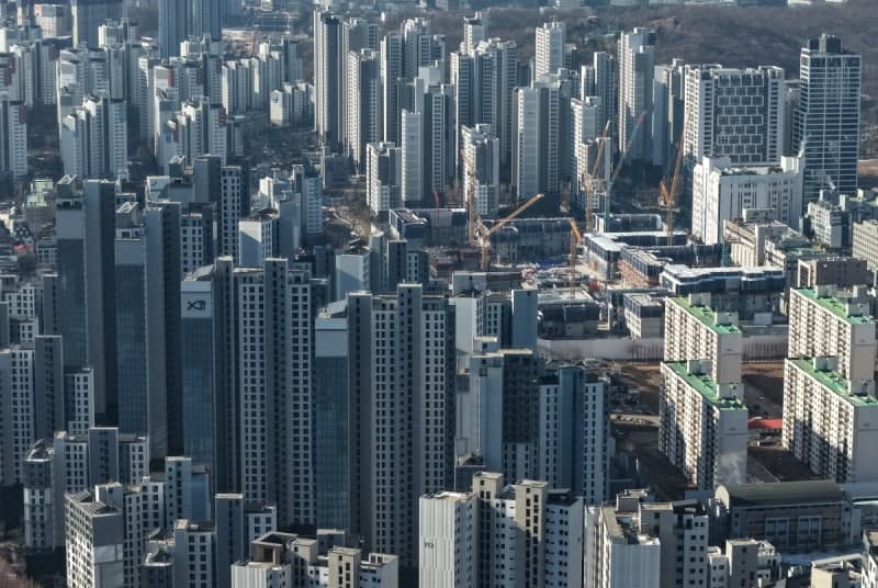 서울 공시가격 18%↑…고가 아파트 보유세 급증