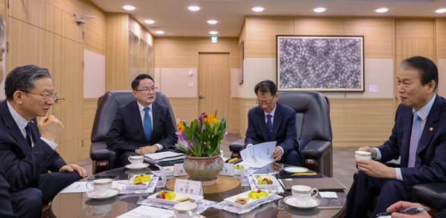 법무부-보훈부, "교정공무원도 국립묘지에" 예우 강화 위한 국립묘지법 개정 협력 논의