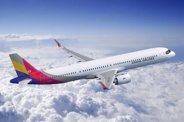 “금요일 퇴근하고 오사카로” 하나투어, 연차 없이 떠나는 ‘밤도깨비 에어텔’ 출시