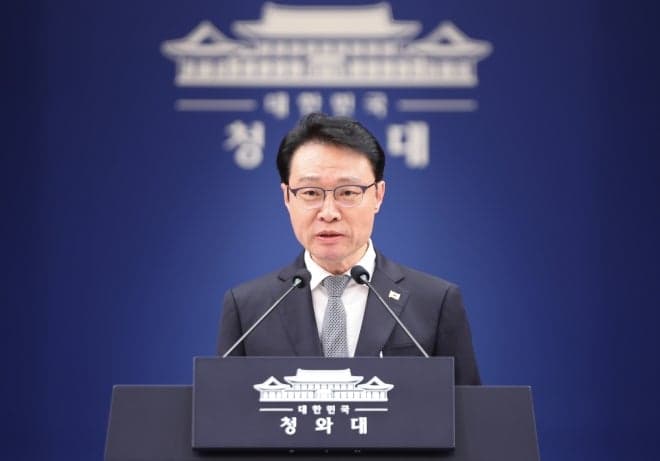 靑, 李대통령 '조폭 연루설' 허위 확정…언론사에 추후보도 요청