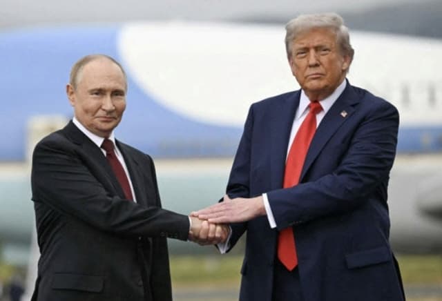 푸틴 "美, 우크라 정보 끊으면 이란 공유 중단" 제안…트럼프 거절